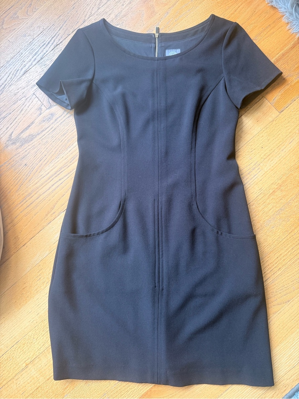 Vince Camuto Black Structured Sheath Dress Size 4 | Fully Lined | Pockets